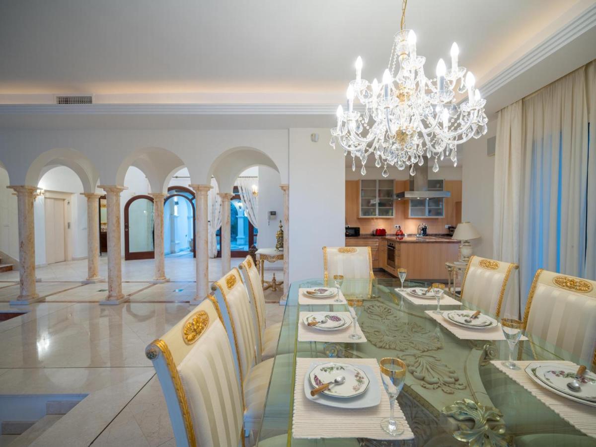 El Rosario Large W Heated Pool Vakantiehuis *